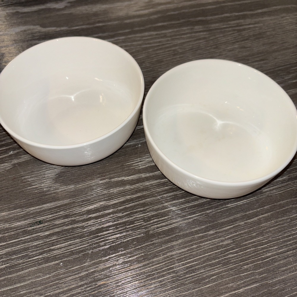 Mikasa Samantha 4." Soup‎ Cereal 2Bowls Set Bone China White Pre-Owned Excellent